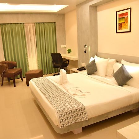 Hotel Rishiraj, Nagaon Nagaon  Exteriör bild